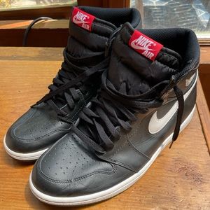 Jordan 1 Yin Yang - Size 10.5